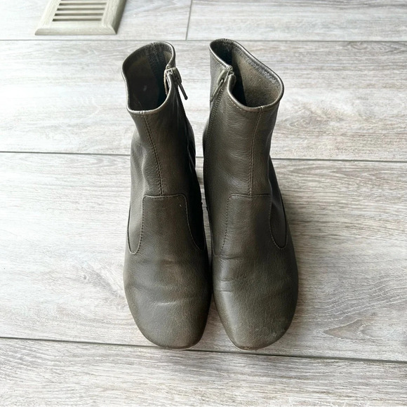 Jeffrey Campbell Kovac Bootie  With Chunky Heel - Picture 3 of 13